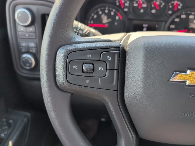 2025 Chevrolet Silverado 2500HD Custom photo 6