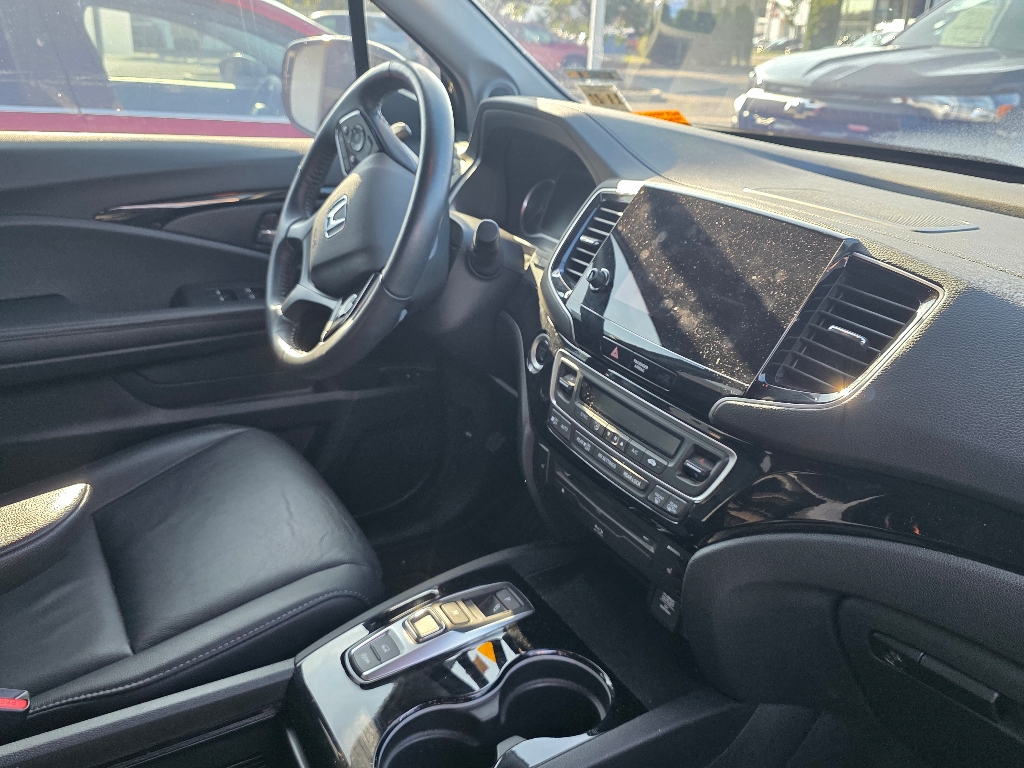2022 Honda Pilot Touring photo 4