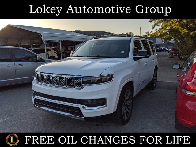 2023 Jeep Grand Wagoneer Series III's photo