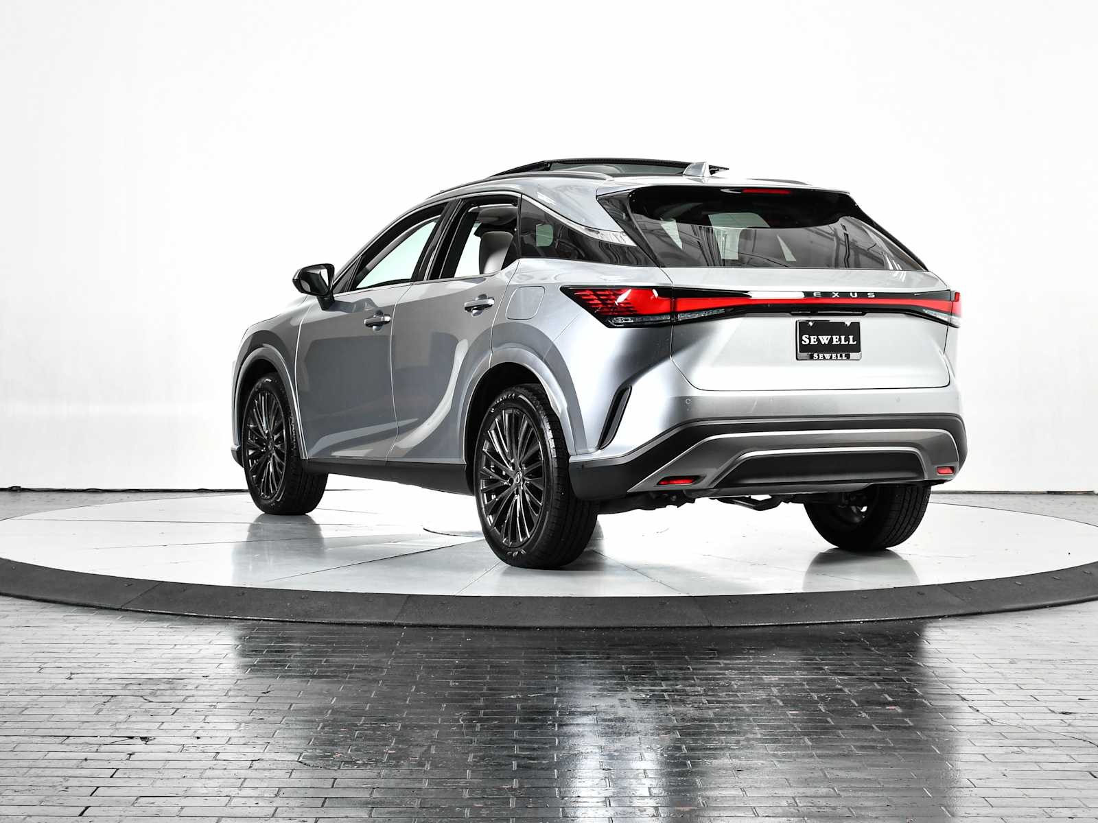 2024 Lexus RX Luxury photo 3