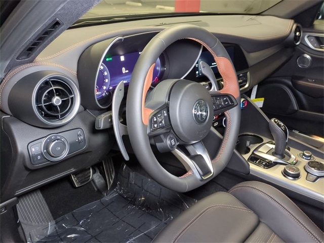 2025 Alfa Romeo Giulia SPRINT photo 14