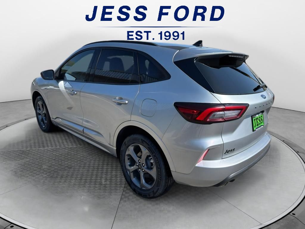 2023 Ford Escape ST-Line photo 3