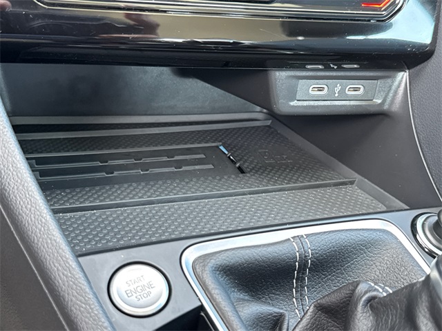 2025 Volkswagen Jetta 1.5T SE photo 28
