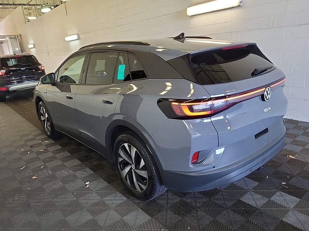 Used 2023 Volkswagen ID.4 PRO with VIN 1V2DNPE89PC032141 for sale in Parma, OH