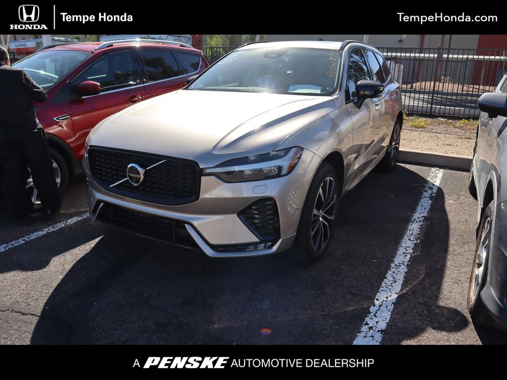 2024 Volvo XC60 Plus