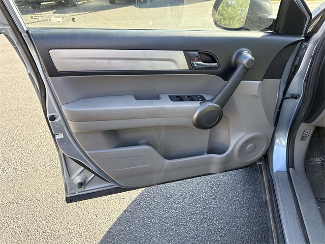 2011 Honda CR-V SE photo 25