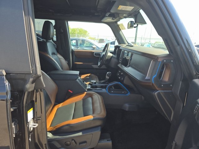 2023 Ford Bronco Outer Banks photo 3
