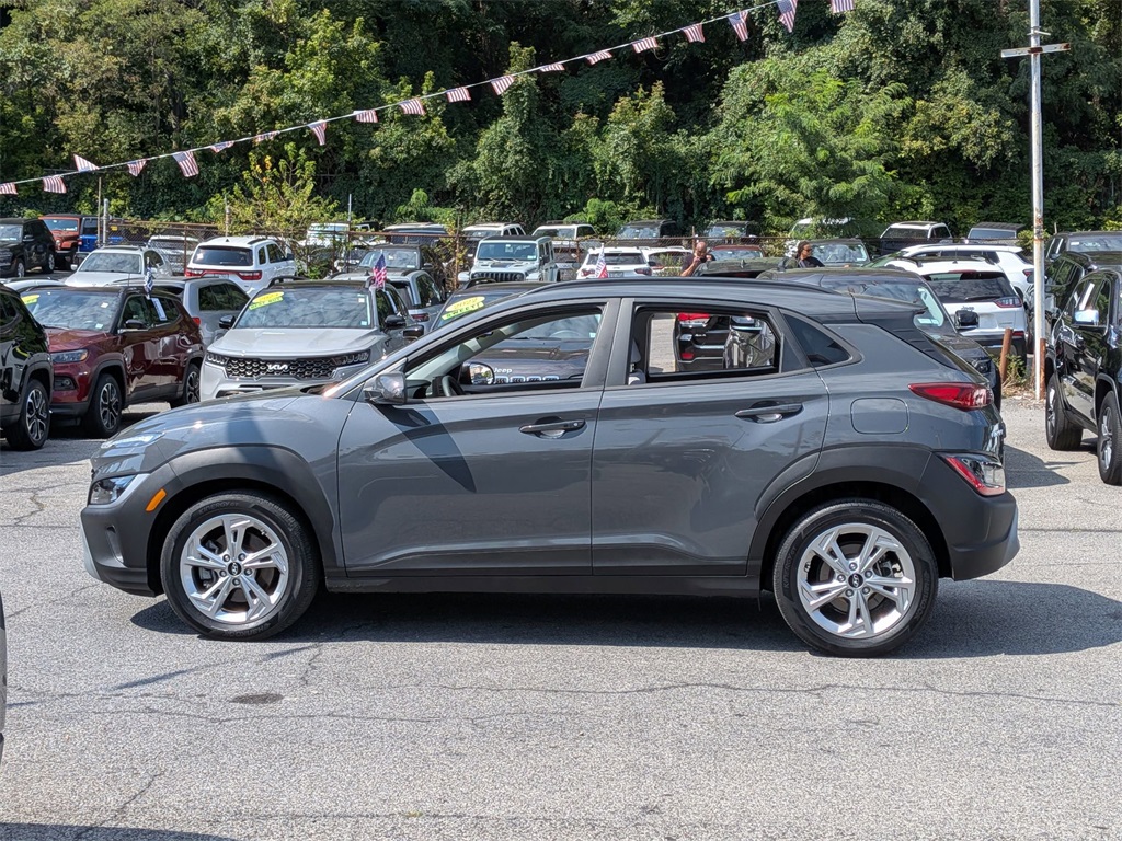 2023 Hyundai Kona SEL photo 4
