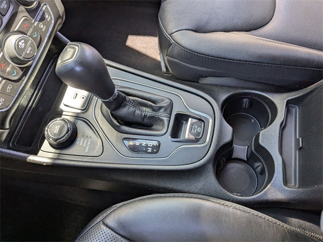 2021 Jeep Cherokee Latitude Lux photo 15