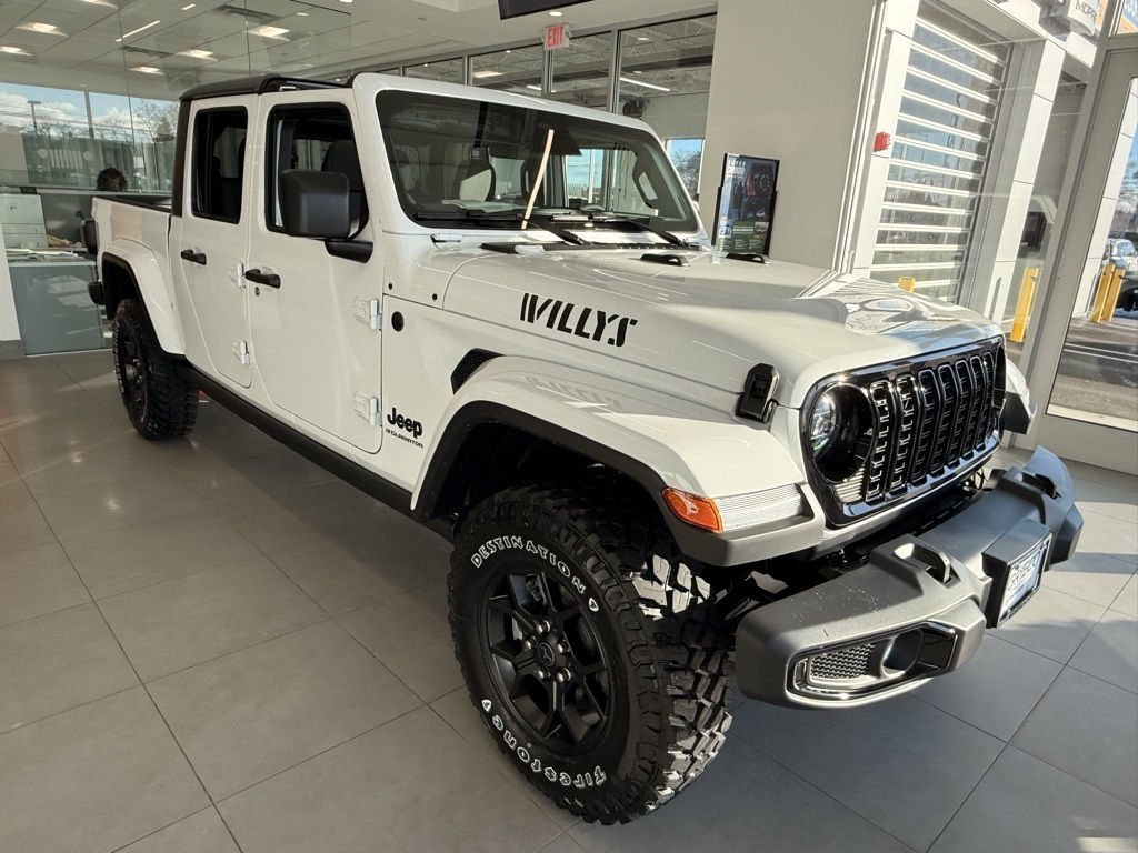 2026 Jeep Gladiator Willys's photo