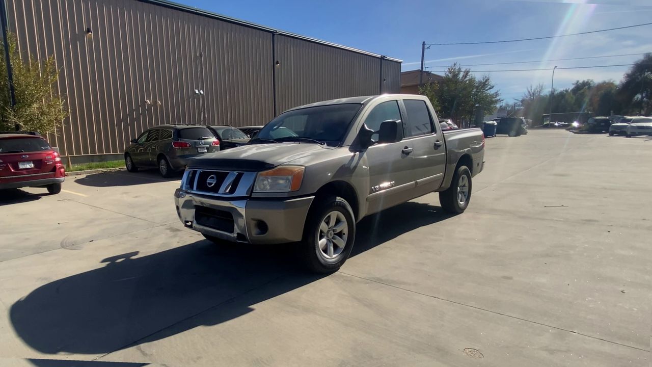 2008 Nissan Titan SE photo 3