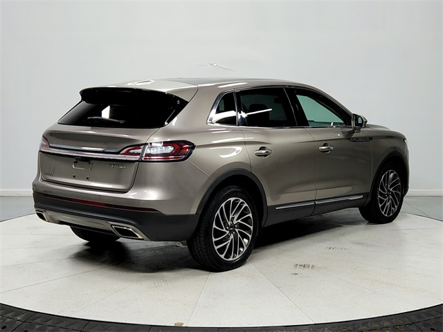 2020 Lincoln Nautilus Reserve photo 4