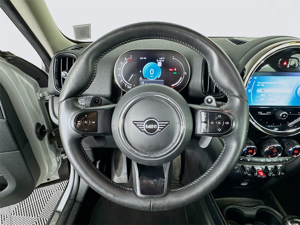 2022 Mini Cooper S ALL4 photo 11