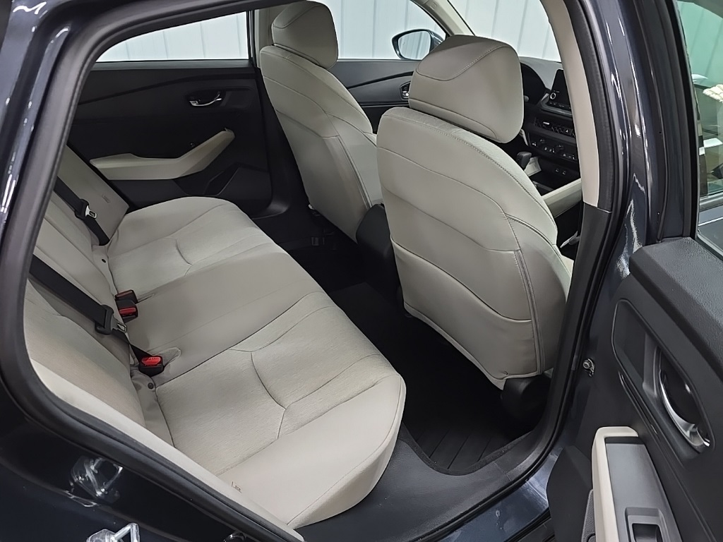 2023 Honda Accord EX photo 16
