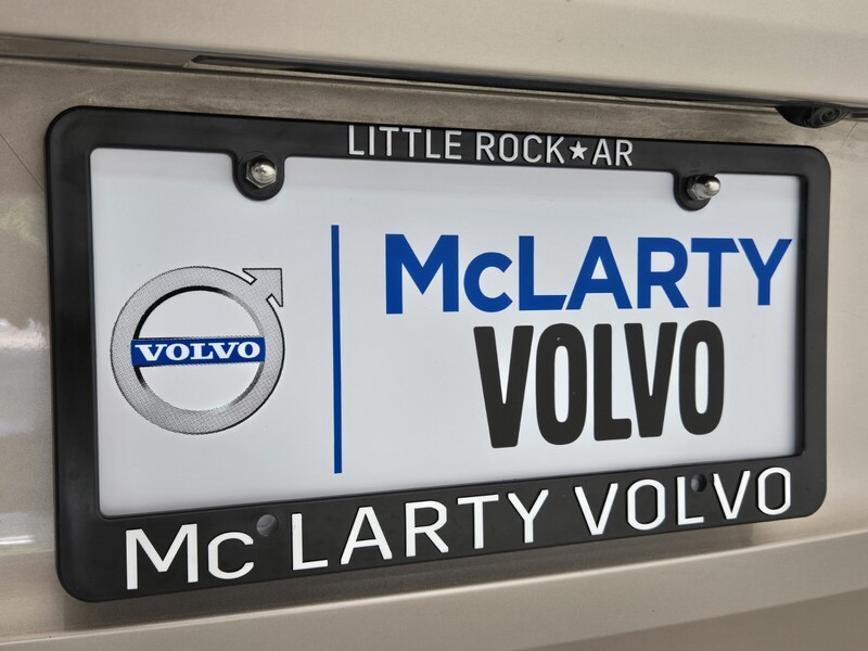 2025 Volvo XC60 B5 Plus photo 14