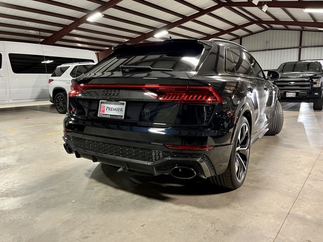 2021 Audi RS Q8 photo 6