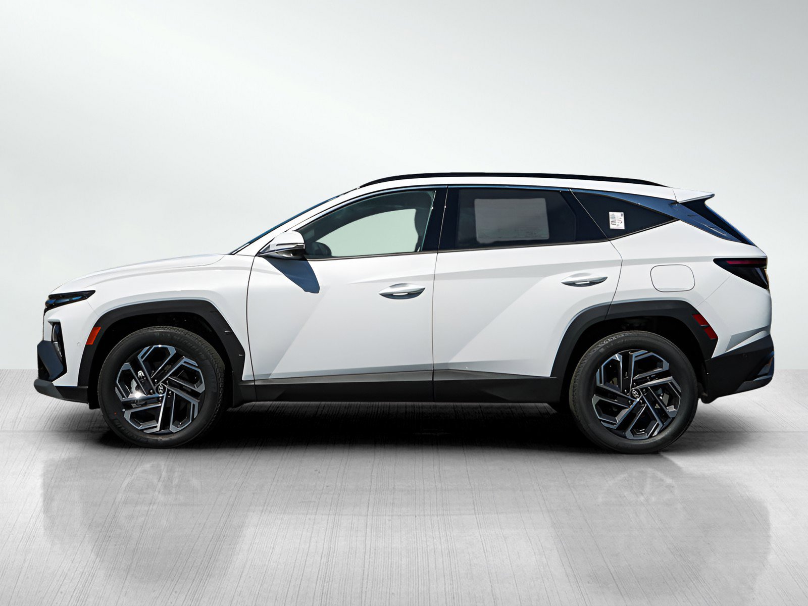 2025 Hyundai Tucson Plug-in Hybrid Limited photo 3