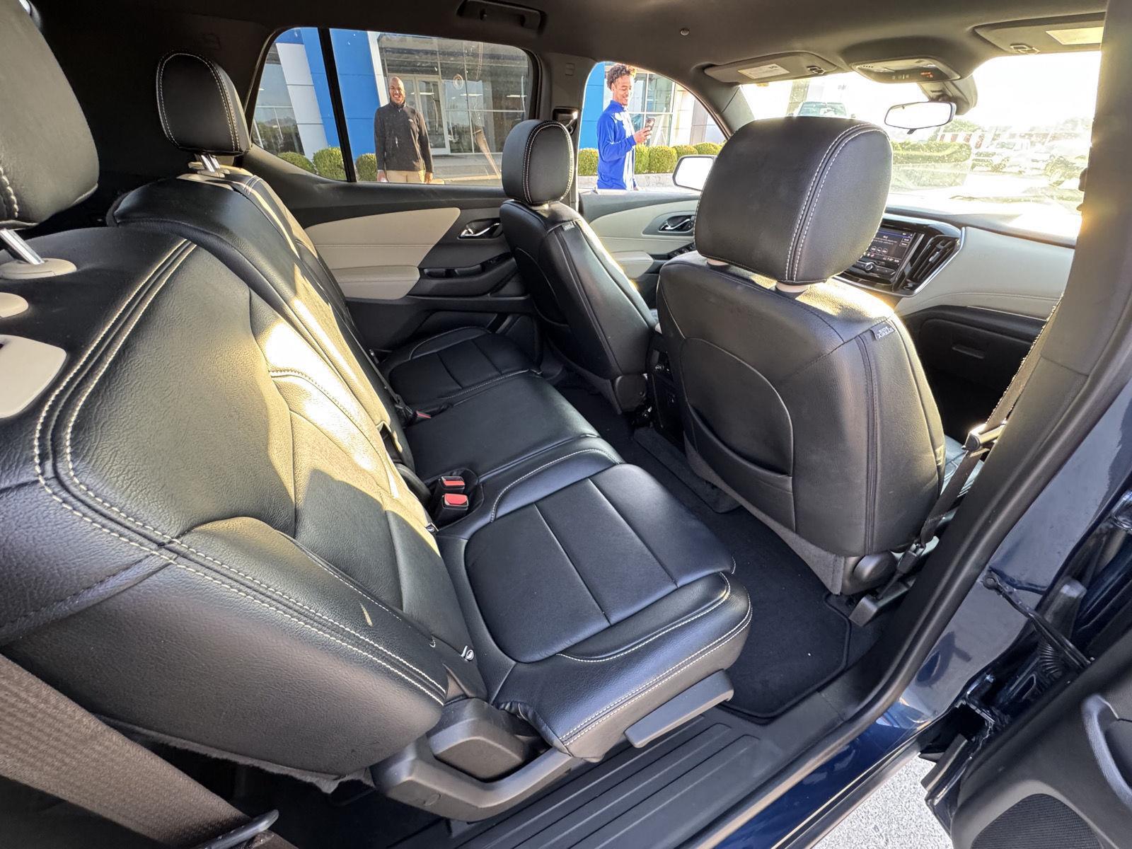 2022 Chevrolet Traverse LS photo 21