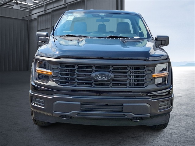 2024 Ford F-150 XL photo 2