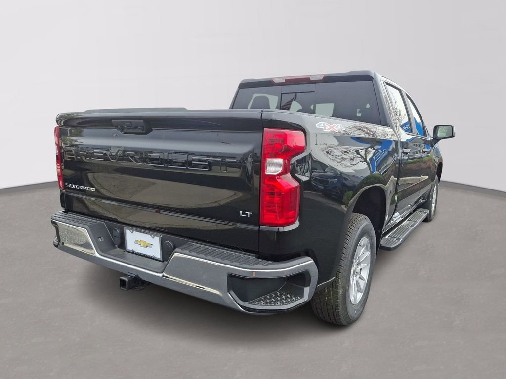2025 Chevrolet Silverado 1500 LT photo 2