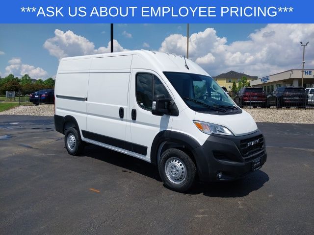 2025 Ram ProMaster 1500 photo 2
