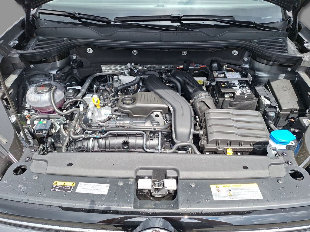 2025 Volkswagen Taos S photo 17