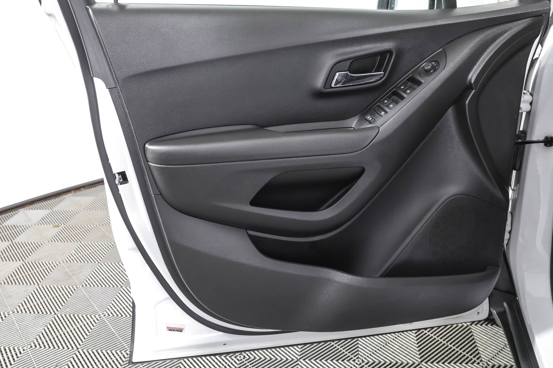 2020 Chevrolet Trax LT photo 22