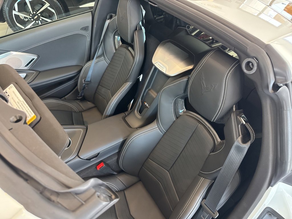 2026 Chevrolet Corvette Stingray 2LT photo 10