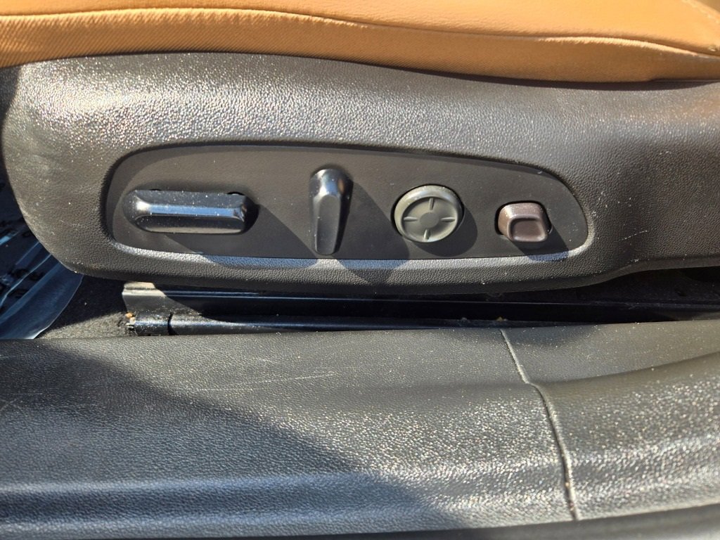 2018 Buick LaCrosse Premium photo 11