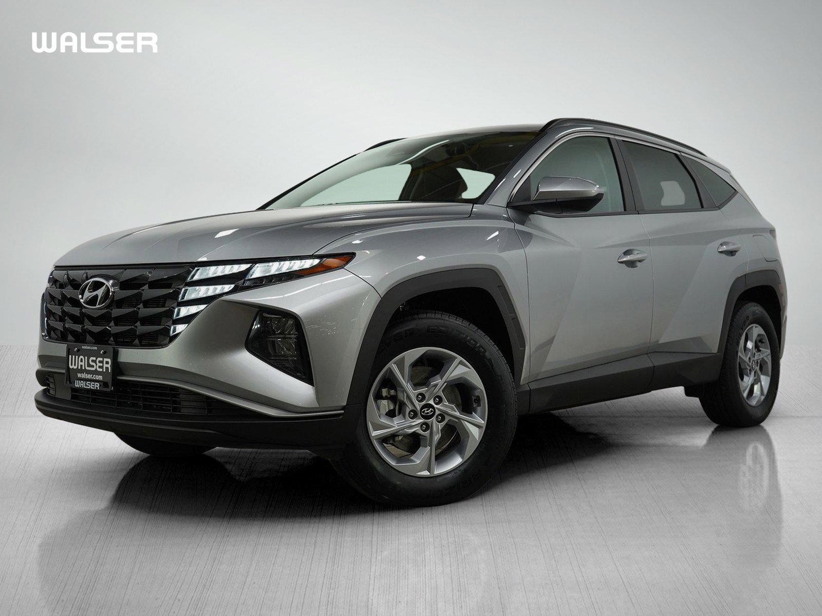 Used 2024 Hyundai Tucson SEL with VIN 5NMJBCDE5RH388832 for sale in Minneapolis, Minnesota
