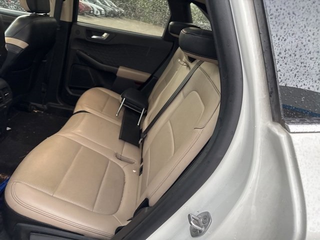 2020 Ford Escape Titanium photo 9