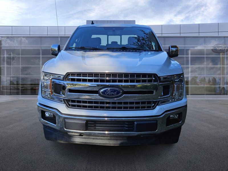 2019 Ford F-150 XLT photo 2