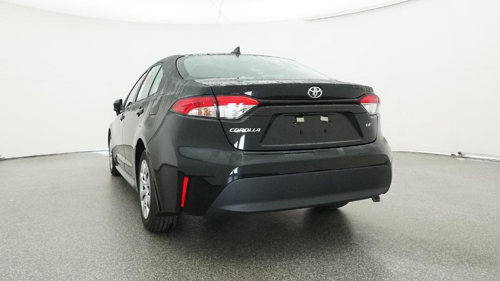 2025 Toyota Corolla LE photo 15