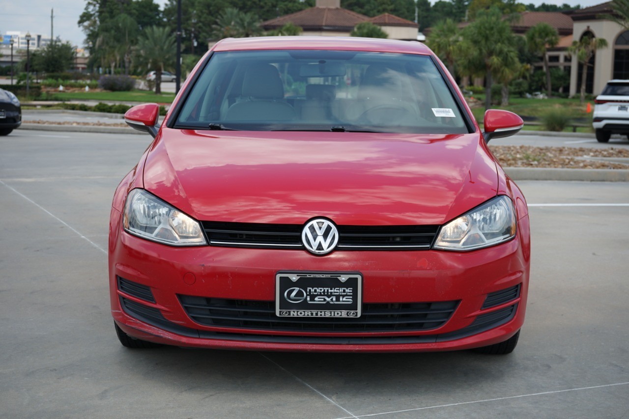 2015 Volkswagen Golf TSI S photo 2