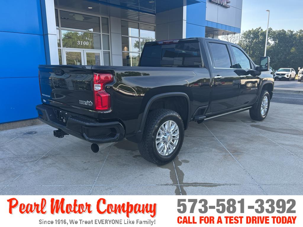2023 Chevrolet Silverado 2500HD High Country photo 4