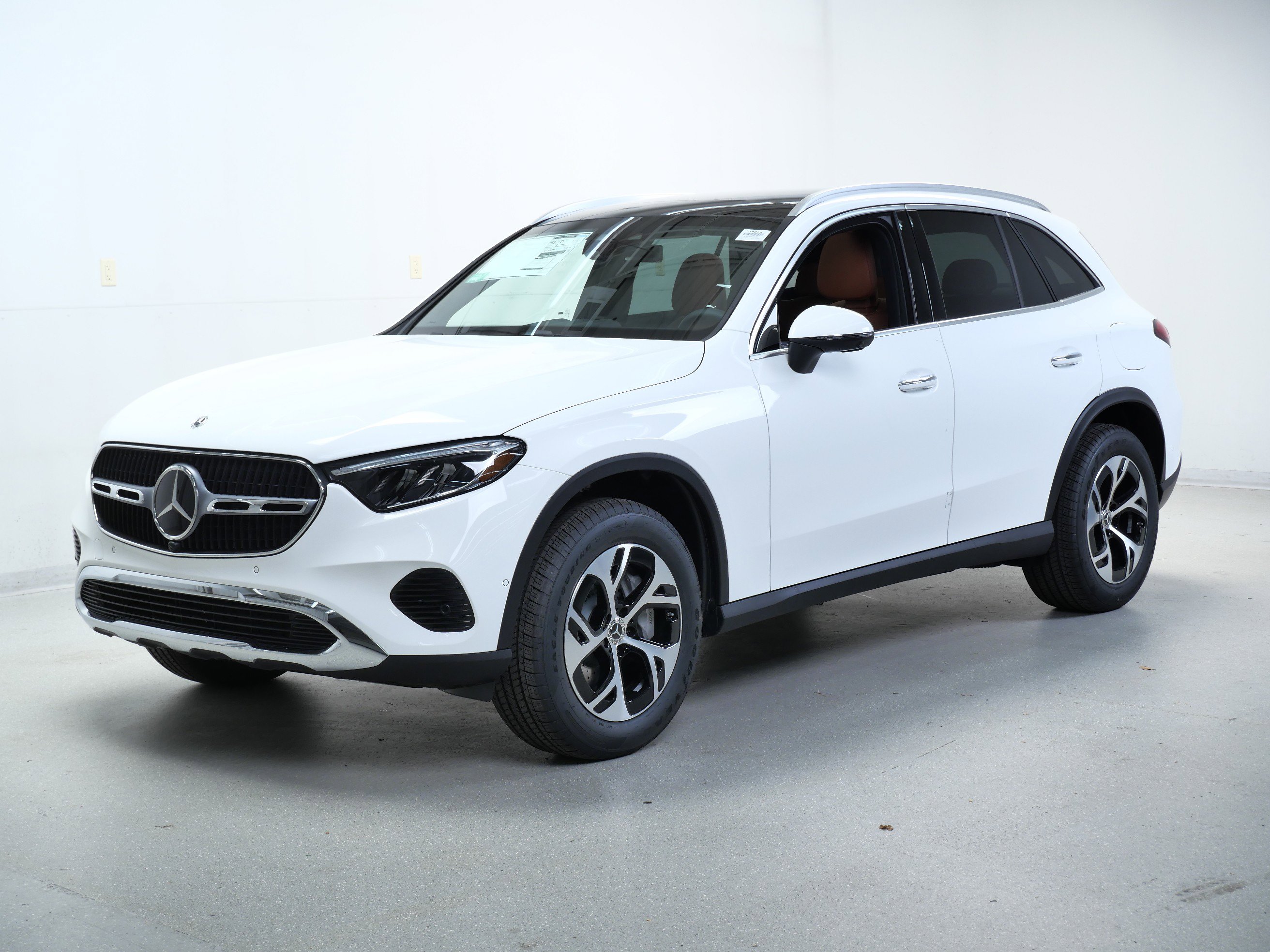 2026 Mercedes Benz GLC 350e 4MATIC photo 4