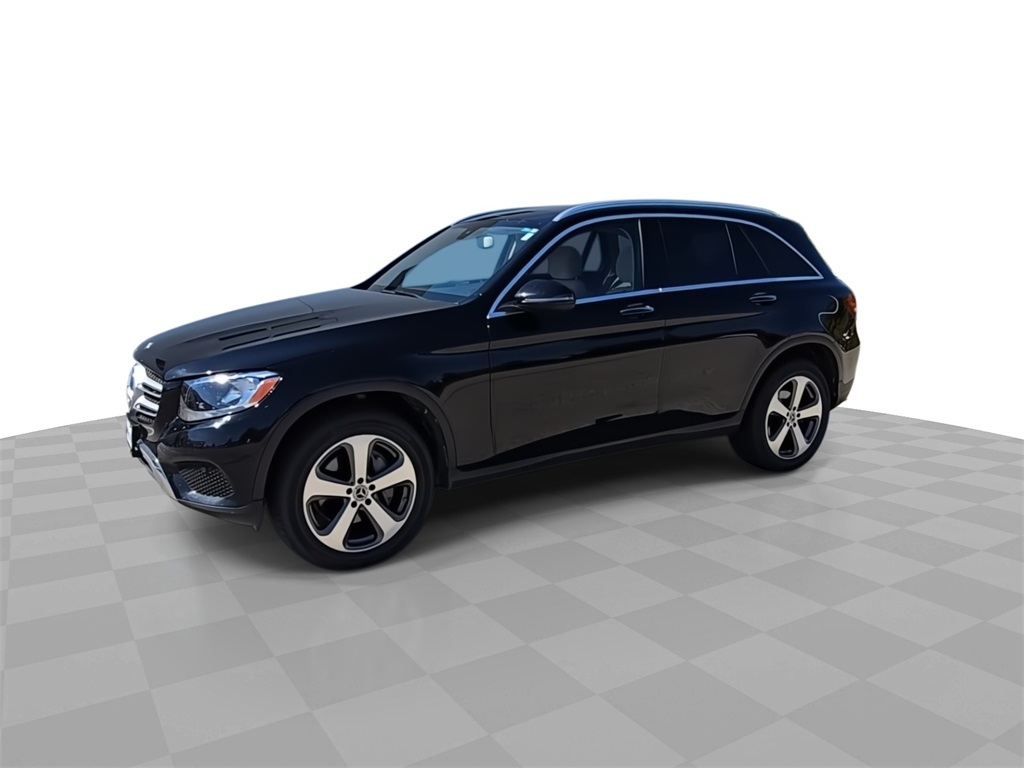 2018 Mercedes Benz GLC 300 4MATIC photo 4