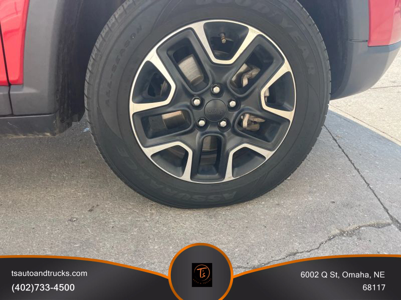 2020 Jeep Compass Trailhawk photo 4
