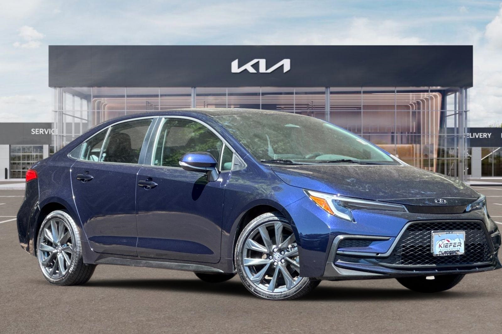 2023 Toyota Corolla XSE photo 2