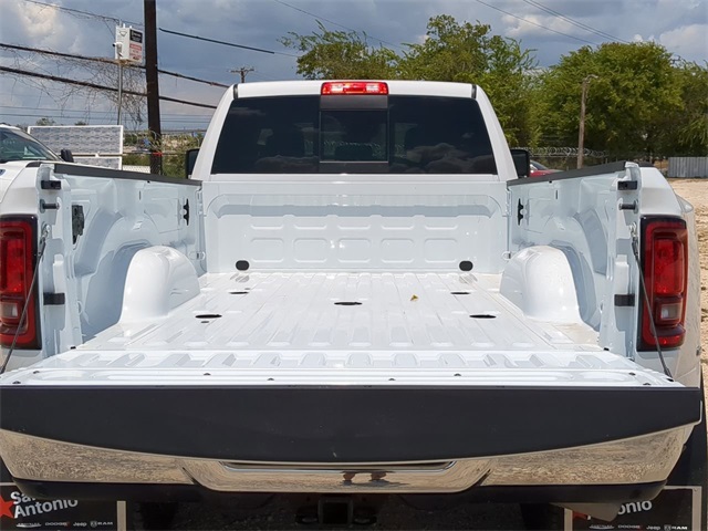 2026 Ram 3500 Tradesman photo 23