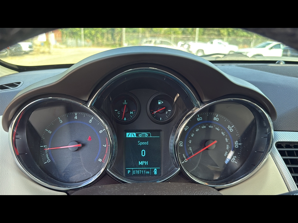 2016 Chevrolet Cruze LTZ photo 12