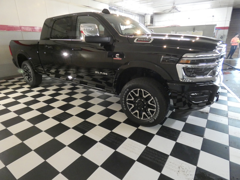 2025 Ram 2500 Longhorn photo 4