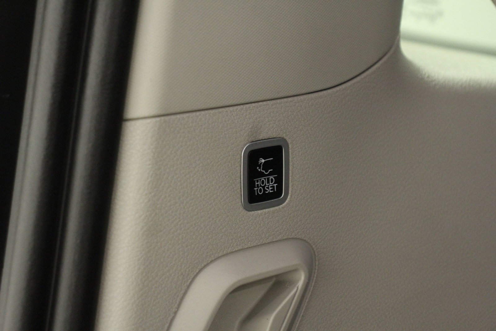 2024 Jeep Wagoneer Base photo 12