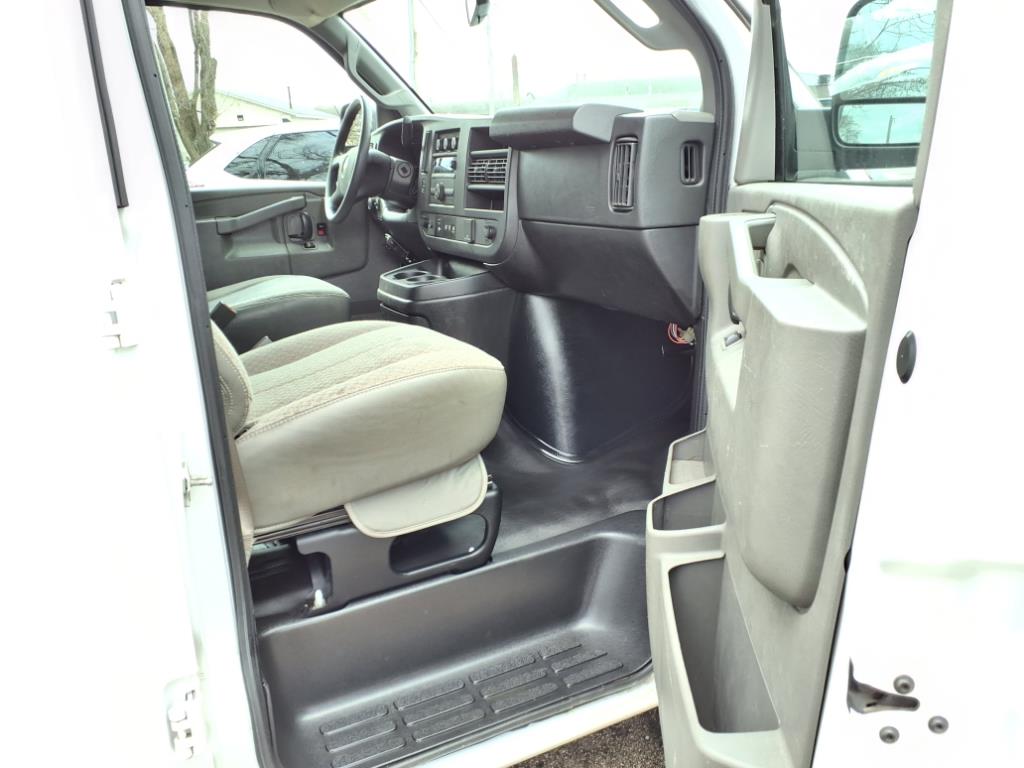 2019 Chevrolet Express Cargo 3500 photo 22