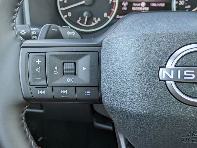 2026 Nissan Rogue SV photo 15