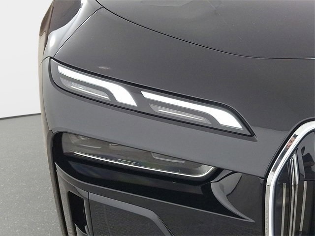 2025 Bmw 750e photo 4