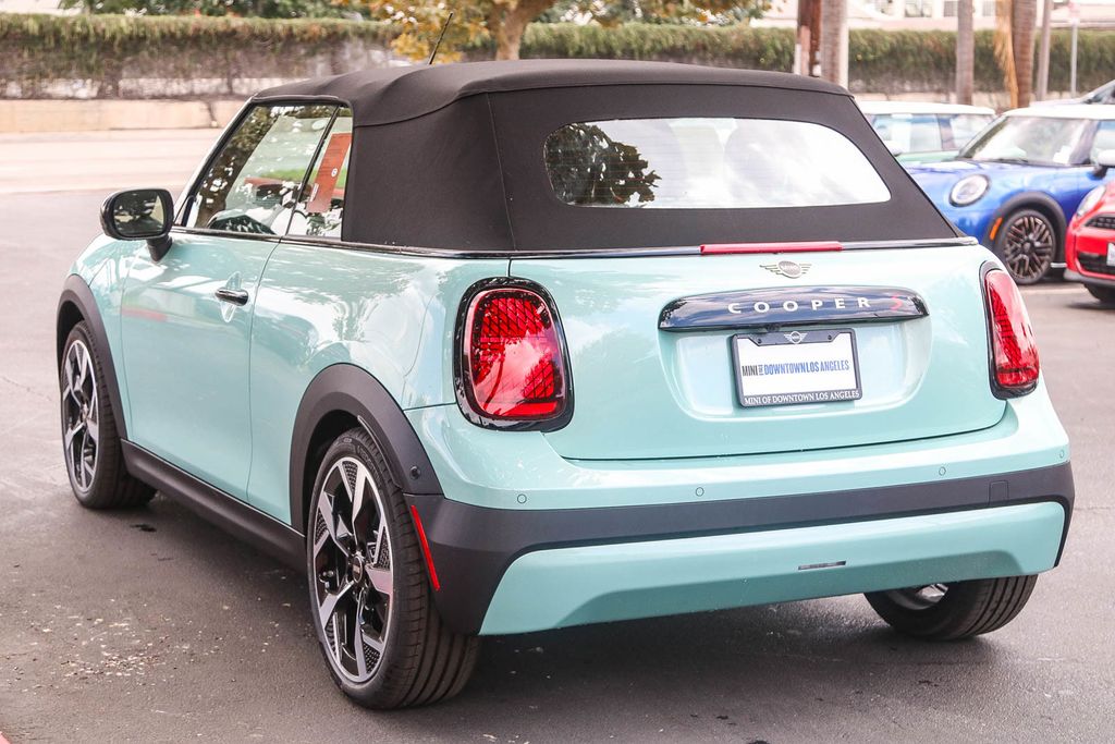 2026 Mini Cooper Convertible Iconic photo 8