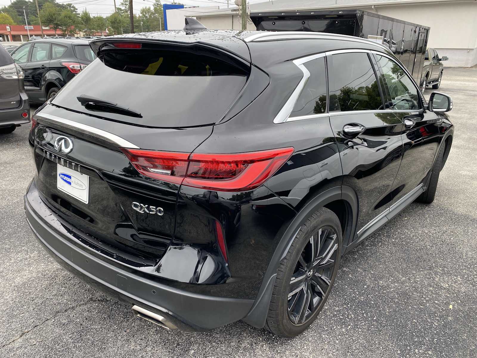 2021 Infiniti QX50 Luxe photo 2