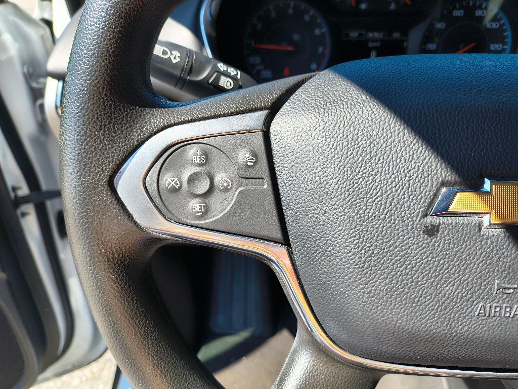 2021 Chevrolet Traverse LS photo 18