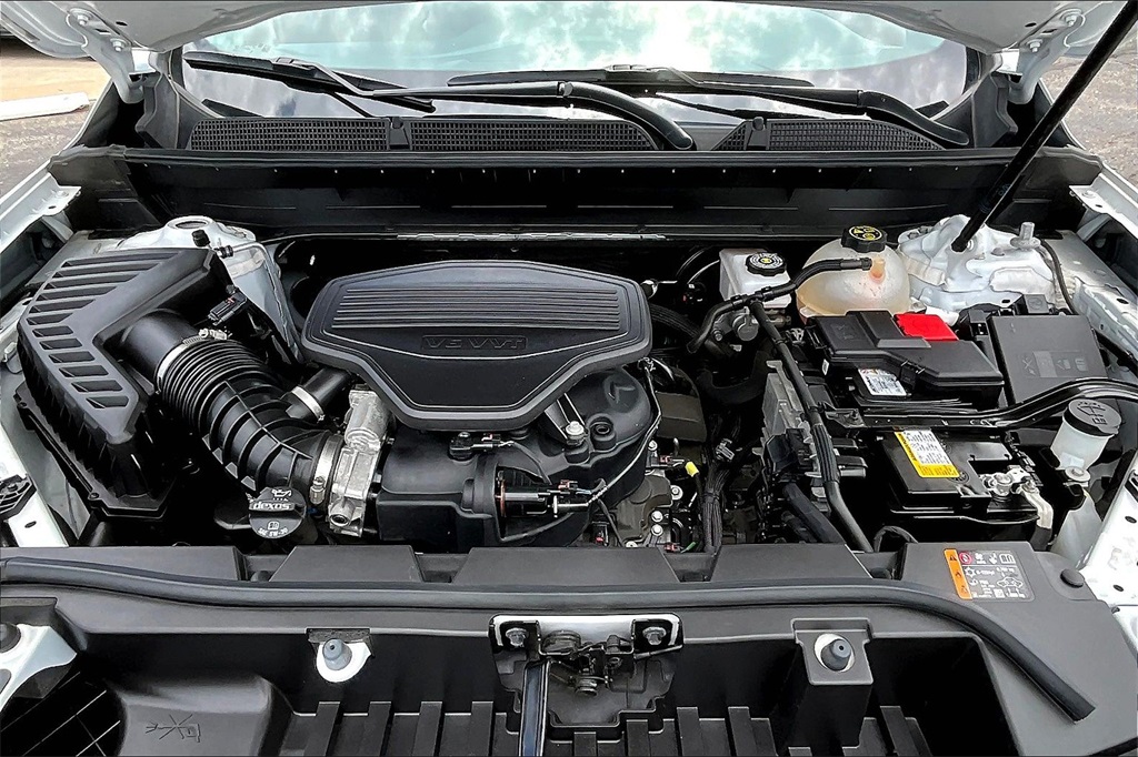 Image 10 of Pre-Owned 2023 GMC Acadia SLT